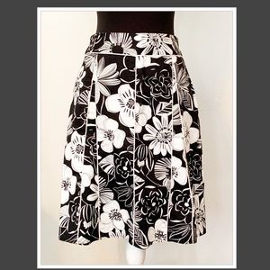 Sandra B&W floral Aline skirt